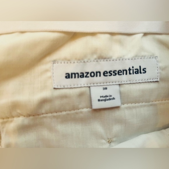 NEW Mens Classic Fit Wrinkle Free Beige Shorts Size‎ 38 - Picture 7 of 7